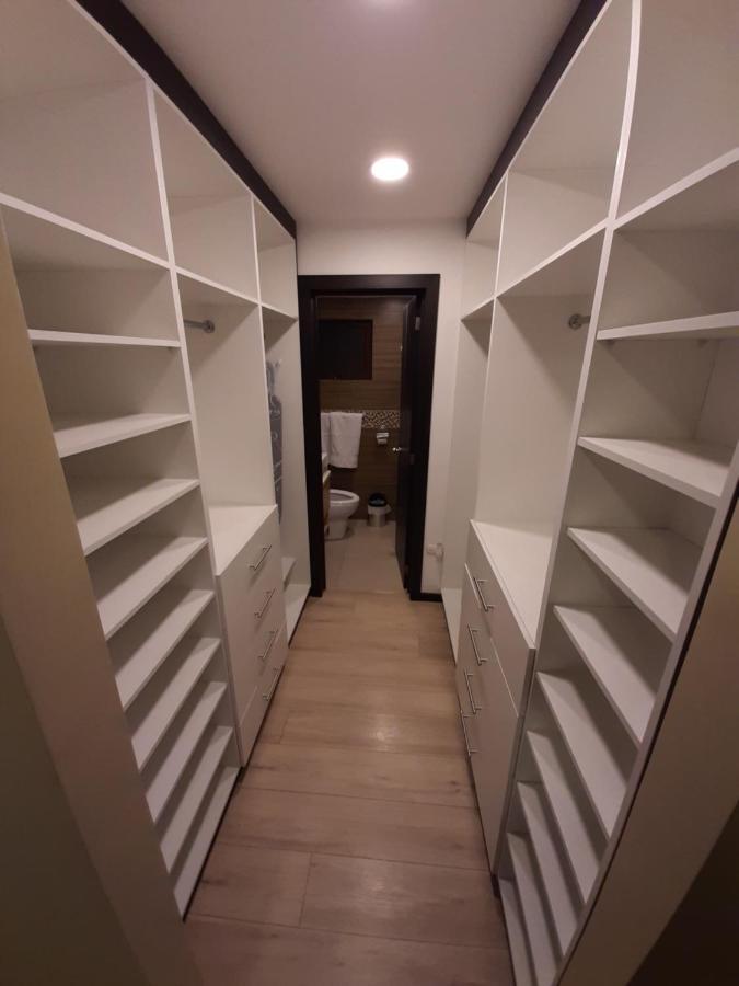 Condominio La Victoria, Departamento En Cuenca 1 מראה חיצוני תמונה